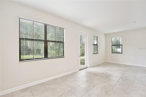 Villa ou maison à louer à Orlando, Floride: 4 chambres, 189.52 m2 № 2111772 - photo 8