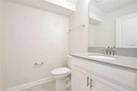 Villa ou maison à louer à Orlando, Floride: 4 chambres, 189.52 m2 № 2111772 - photo 5
