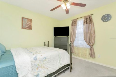 Villa ou maison à vendre à Valrico, Floride: 4 chambres, 209.4 m2 № 2231648 - photo 8