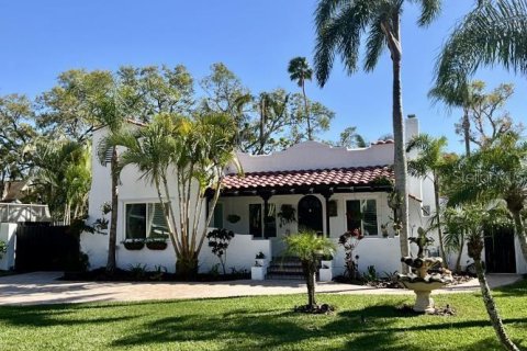 Villa ou maison à vendre à Clearwater, Floride: 4 chambres, 179.86 m2 № 1629906 - photo 1