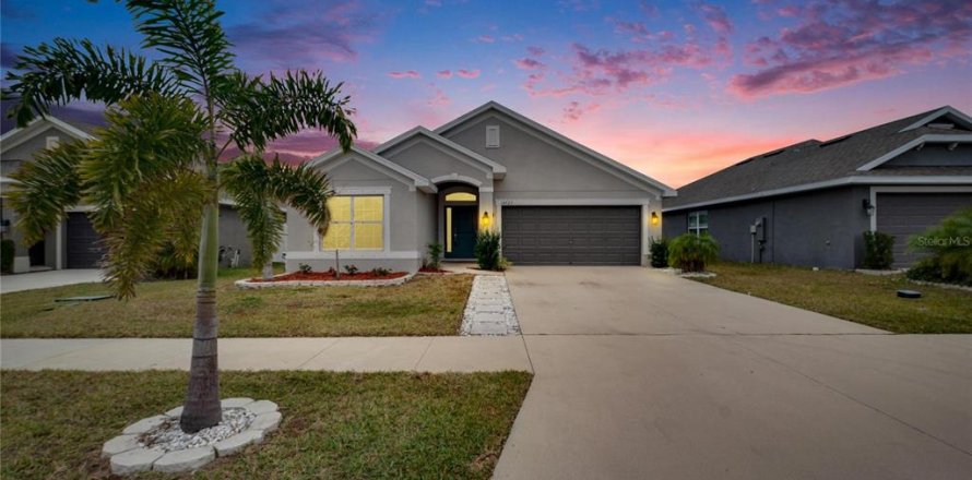 Villa ou maison à Wimauma, Floride 3 chambres, 158.31 m2 № 2236791