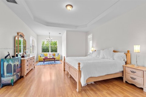 Casa en venta en Miramar, Florida, 5 dormitorios, 261.06 m2 № 2023072 - foto 17