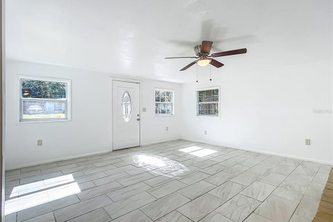 House in Lakeland, Florida 3 bedrooms, 130.9 sq.m. № 1885918 - photo 4