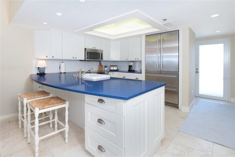 Condo in Placida, Florida, 3 bedrooms № 2384171 - photo 4