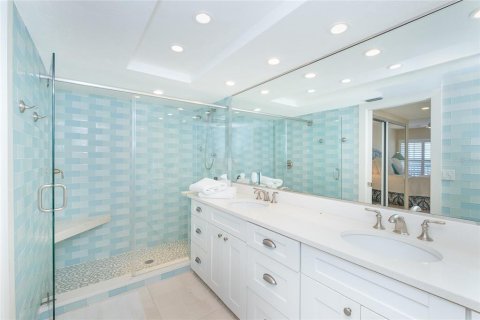 Condo in Placida, Florida, 3 bedrooms № 2384171 - photo 21