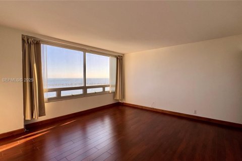 Купить кондоминиум в Майами, Флорида 2 спальни, 157.66м2, № 1985876 - фото 9