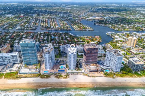 Купить кондоминиум в Помпано-Бич, Флорида 2 спальни, 145.86м2, № 2062636 - фото 27