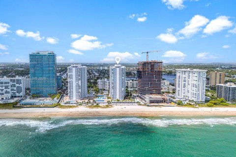 Купить кондоминиум в Помпано-Бич, Флорида 2 спальни, 145.86м2, № 2062636 - фото 3