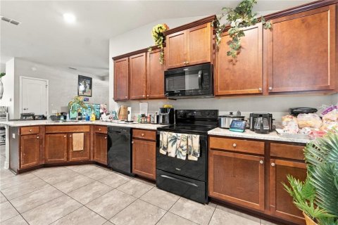 Villa ou maison à louer à Haines City, Floride: 3 chambres, 172.8 m2 № 2406783 - photo 5