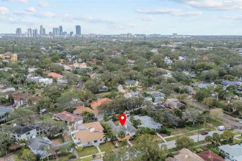 House in Saint Petersburg, Florida 2 bedrooms, 164.81 sq.m. № 1733427 - photo 30