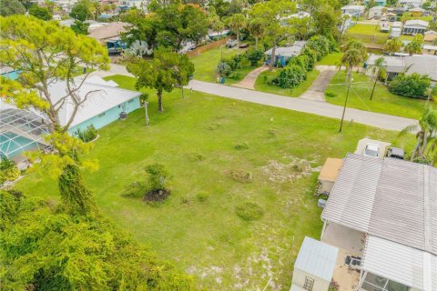 Land in Edgewater, Florida № 2135963 - photo 12