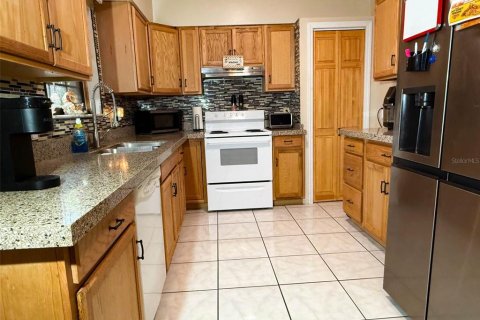 Casa en venta en Starke, Florida, 2 dormitorios, 104.52 m2 № 2238277 - foto 2