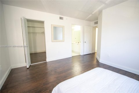 Copropriété à louer à Homestead, Floride: 3 chambres, 104.61 m2 № 2241800 - photo 5