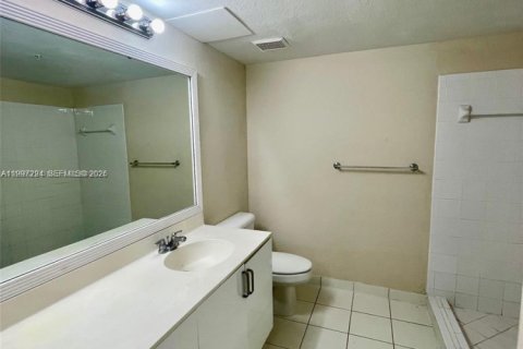 Copropriété à louer à Homestead, Floride: 3 chambres, 104.61 m2 № 2241800 - photo 3