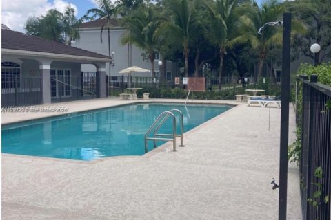 Copropriété à louer à Homestead, Floride: 3 chambres, 104.61 m2 № 2241800 - photo 16