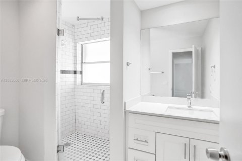 Condo in Tamarac, Florida, 3 bedrooms  № 2378498 - photo 30