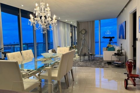 Снять в аренду кондоминиум в Майами, Флорида 2 спальни, 153.66м2, № 1959080 - фото 5
