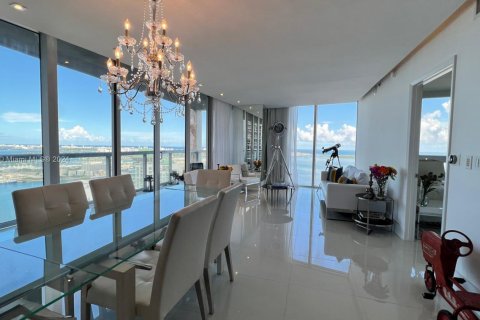 Снять в аренду кондоминиум в Майами, Флорида 2 спальни, 153.66м2, № 1959080 - фото 4