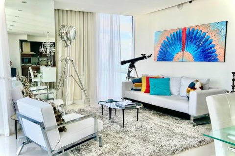 Снять в аренду кондоминиум в Майами, Флорида 2 спальни, 153.66м2, № 1959080 - фото 6