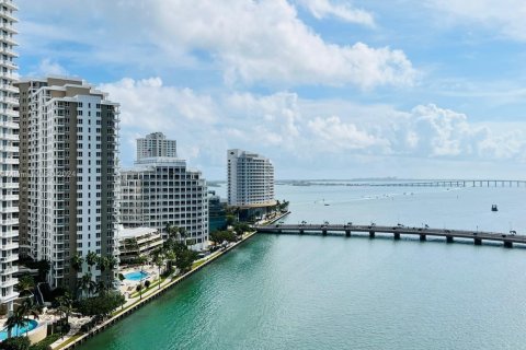 Снять в аренду кондоминиум в Майами, Флорида 2 спальни, 153.66м2, № 1959080 - фото 1