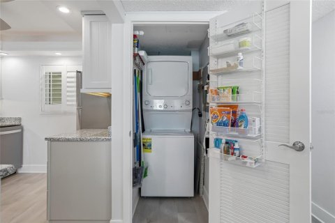 Condo in Clearwater, Florida, 2 bedrooms № 2110301 - photo 11