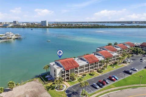 Condo in Clearwater, Florida, 2 bedrooms № 2110301 - photo 3