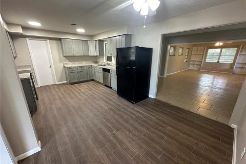 Villa ou maison à louer à Apopka, Floride: 3 chambres, 156.45 m2 № 2413622 - photo 19