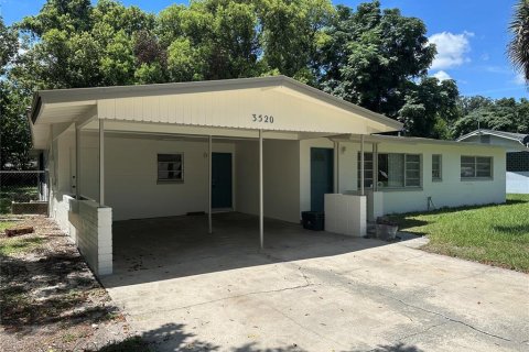 Villa ou maison à Apopka, Floride 3 chambres, 156.45 m2 № 2413622