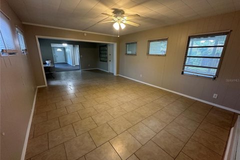 Villa ou maison à louer à Apopka, Floride: 3 chambres, 156.45 m2 № 2413622 - photo 22
