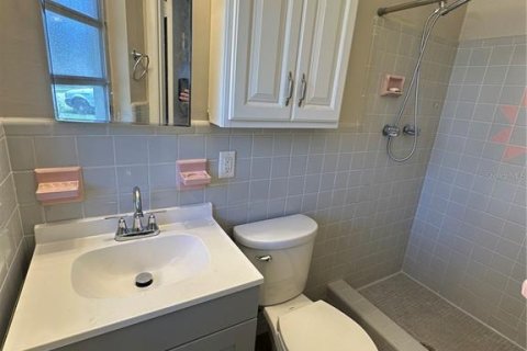 Villa ou maison à louer à Apopka, Floride: 3 chambres, 156.45 m2 № 2413622 - photo 16