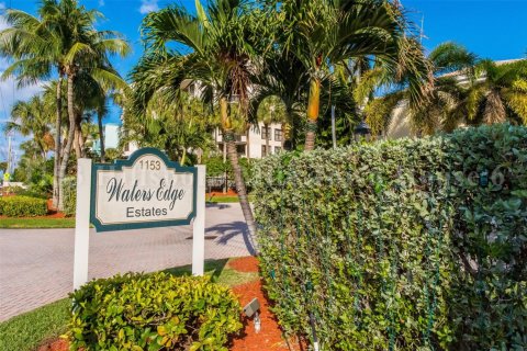 Condominio en alquiler en Hillsboro Beach, Florida, 3 dormitorios, 154.87 m2 № 1146541 - foto 1