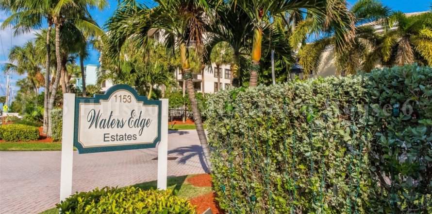 Condo à Hillsboro Beach, Floride, 3 chambres № 1146541