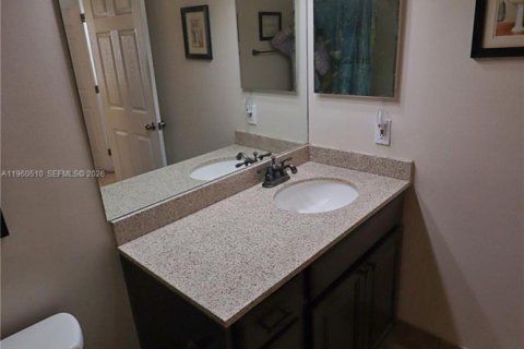 Villa ou maison à vendre à Pembroke Pines, Floride: 4 chambres, 147.71 m2 № 2023602 - photo 21