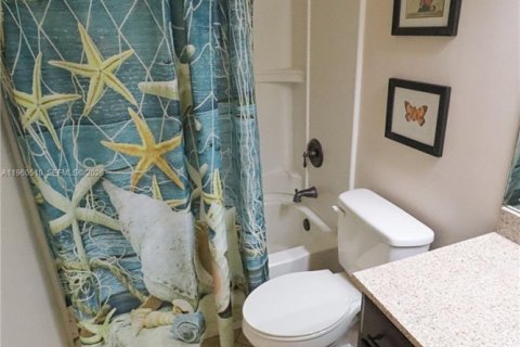 Villa ou maison à vendre à Pembroke Pines, Floride: 4 chambres, 147.71 m2 № 2023602 - photo 22