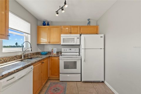 Купить кондоминиум в Брейдентон, Флорида 4 комнаты, 78.04м2, № 1725793 - фото 11