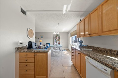Купить кондоминиум в Брейдентон, Флорида 4 комнаты, 78.04м2, № 1725793 - фото 13