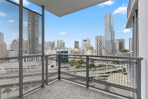 Condo in Miami, Florida, 2 bedrooms № 1976732 - photo 26