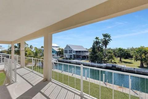 Villa ou maison à louer à Big Pine Key, Floride: 3 chambres № 2176599 - photo 7