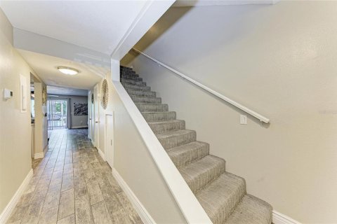 Condo in Saint Petersburg, Florida, 2 bedrooms  № 2211626 - photo 6