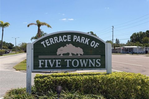 Copropriété à vendre à Saint Petersburg, Floride: 2 chambres, 77.11 m2 № 2100467 - photo 7