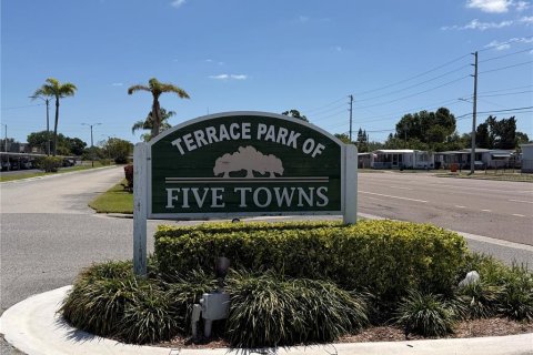 Copropriété à vendre à Saint Petersburg, Floride: 2 chambres, 77.11 m2 № 2100467 - photo 9