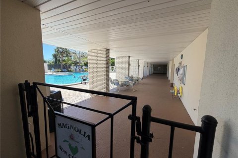 Copropriété à vendre à Saint Petersburg, Floride: 2 chambres, 77.11 m2 № 2100467 - photo 10