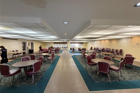 Copropriété à vendre à Saint Petersburg, Floride: 2 chambres, 77.11 m2 № 2100467 - photo 12