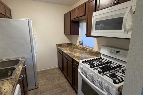 Copropriété à vendre à Saint Petersburg, Floride: 2 chambres, 77.11 m2 № 2100467 - photo 19