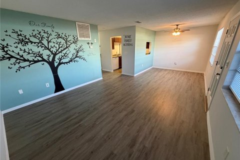 Copropriété à vendre à Saint Petersburg, Floride: 2 chambres, 77.11 m2 № 2100467 - photo 29