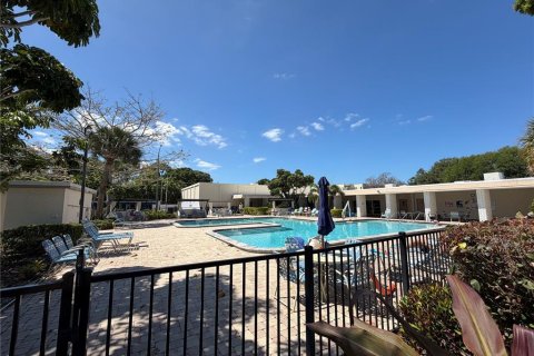 Copropriété à vendre à Saint Petersburg, Floride: 2 chambres, 77.11 m2 № 2100467 - photo 5