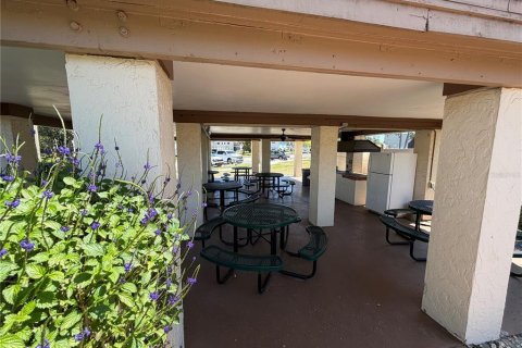 Copropriété à vendre à Saint Petersburg, Floride: 2 chambres, 77.11 m2 № 2100467 - photo 14