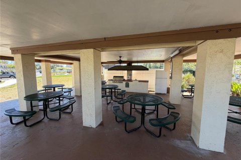 Copropriété à vendre à Saint Petersburg, Floride: 2 chambres, 77.11 m2 № 2100467 - photo 13