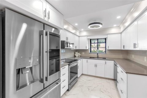 Купить кондоминиум в Брейдентон, Флорида 5 комнат, 100.33м2, № 2120391 - фото 9