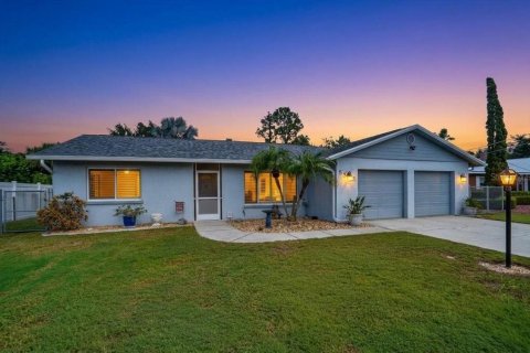 Villa ou maison à Bradenton, Floride 3 chambres, 149.48 m2 № 2400176